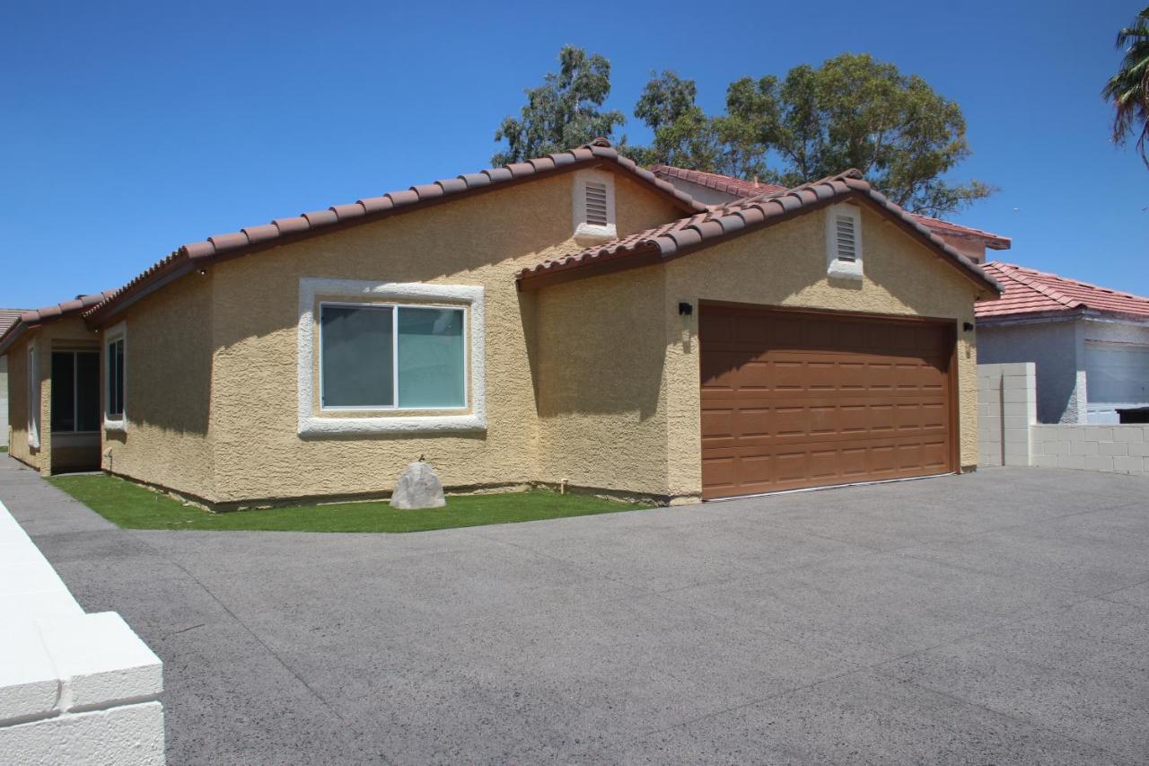 Newly Remodeled Family Friendly 3B/2B House Henderson Exterior foto